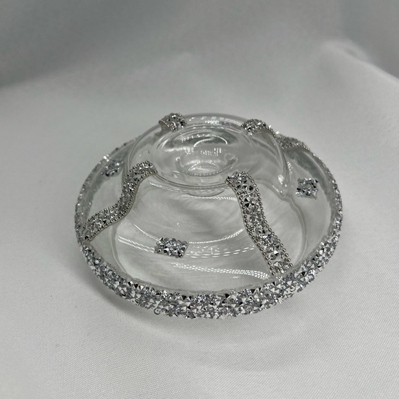 Three piece clear hurricane candleholder set - Picture 7 of 7